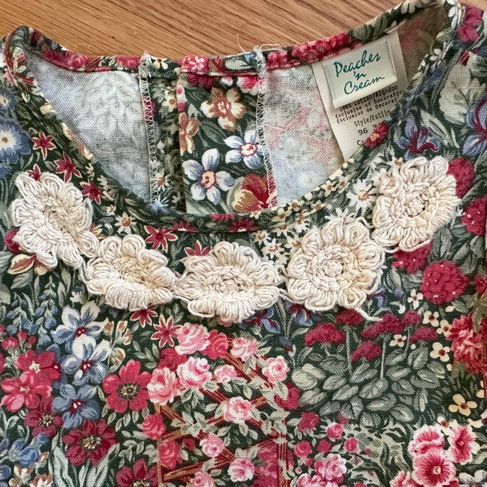 Prairie Cottage Floral Peaches ‘N Cream Girl’s Sleeveless W/ Pockets Dress ~ 6 - Picture 3 of 11